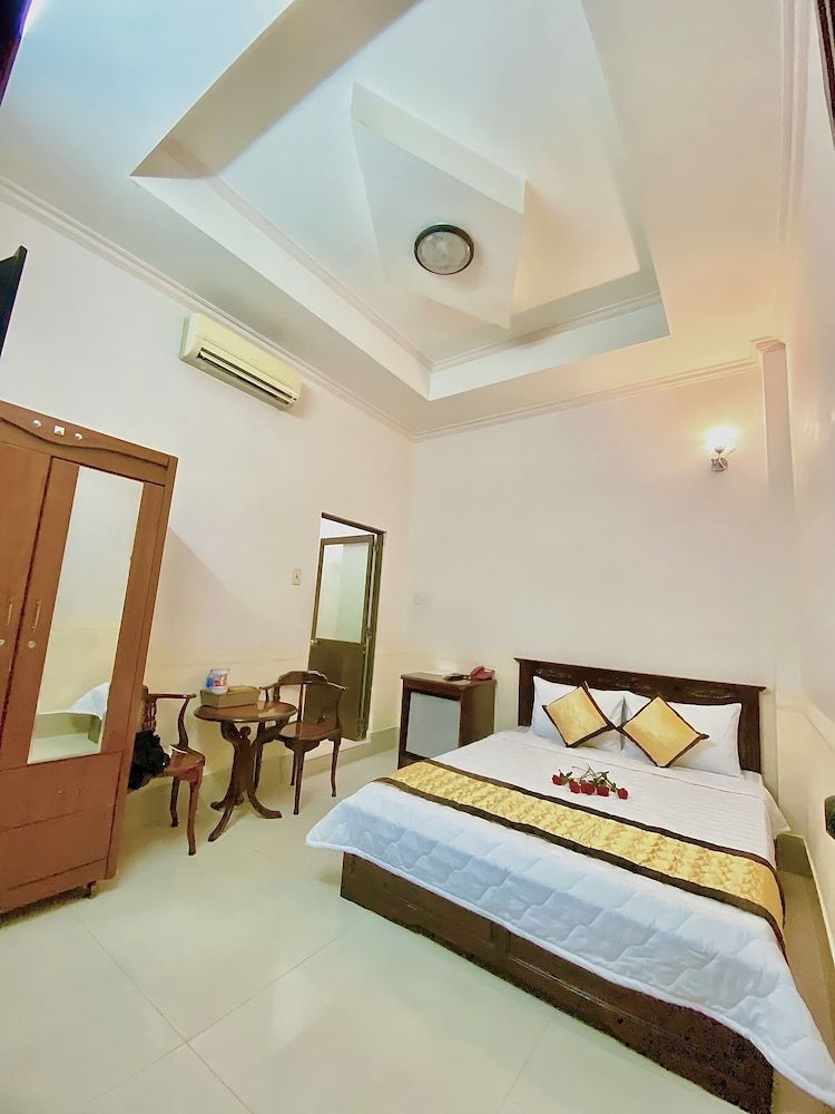 undefined Nama Hotel 6