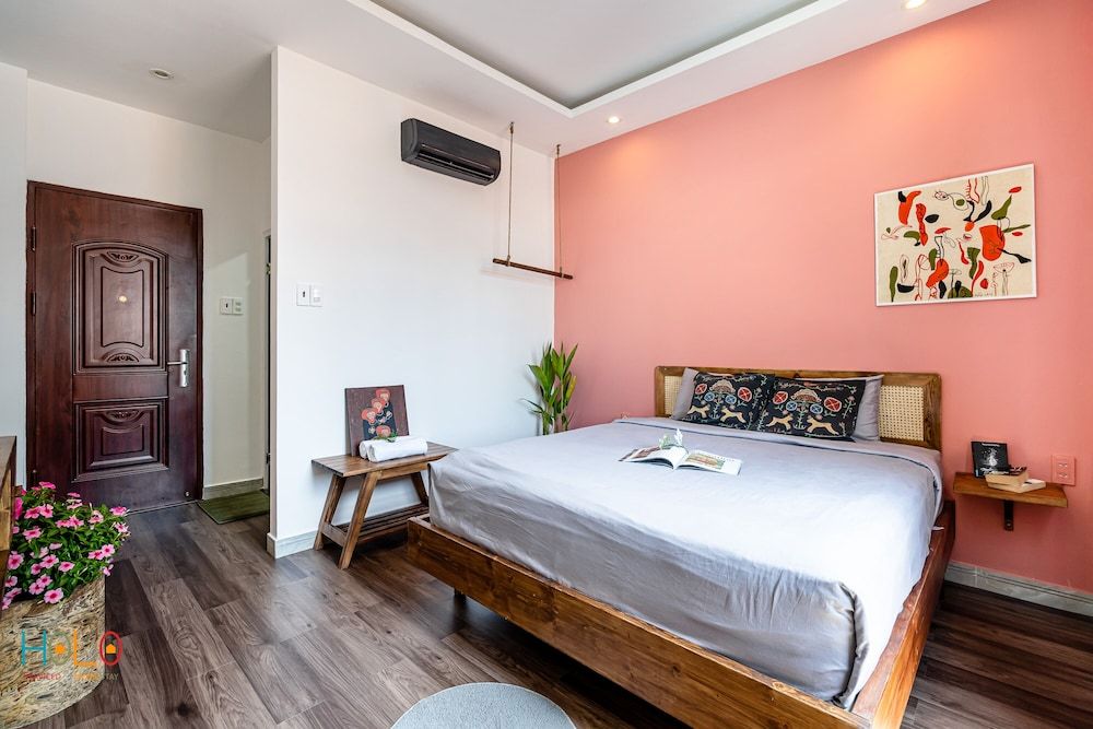undefined HoLo Central Saigon - Serviced HomeStay