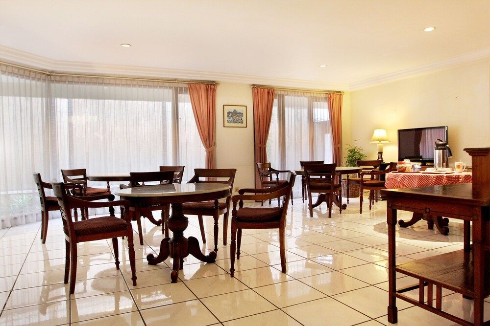 undefined Super OYO 123 Puri Lotus 6