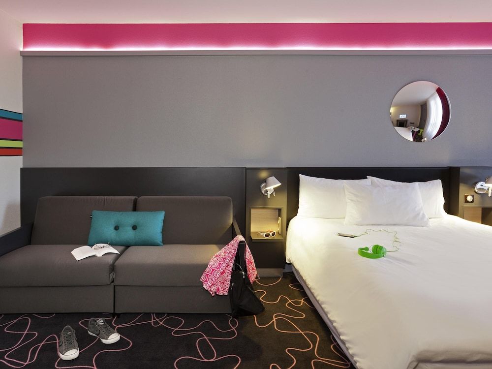 Standard Suite, 1 Double Bed with Sofa bed