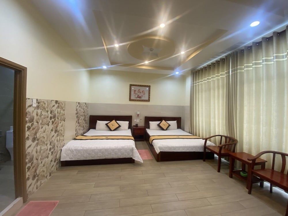 Hotel Van Xuan 79 Design Double Room 2