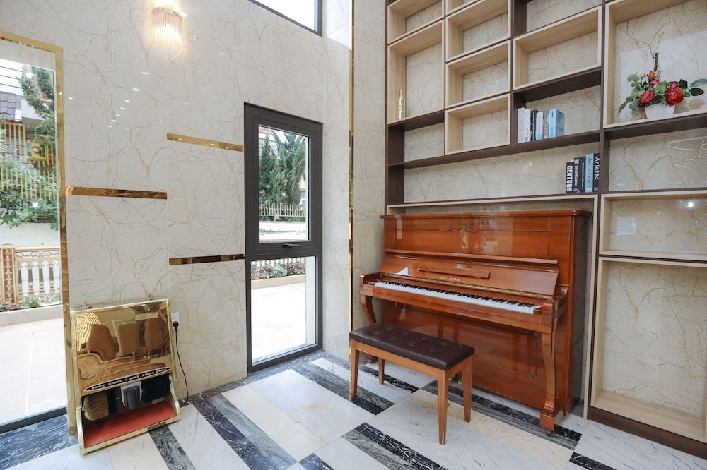 undefined Minh Phát Dallas Hotel