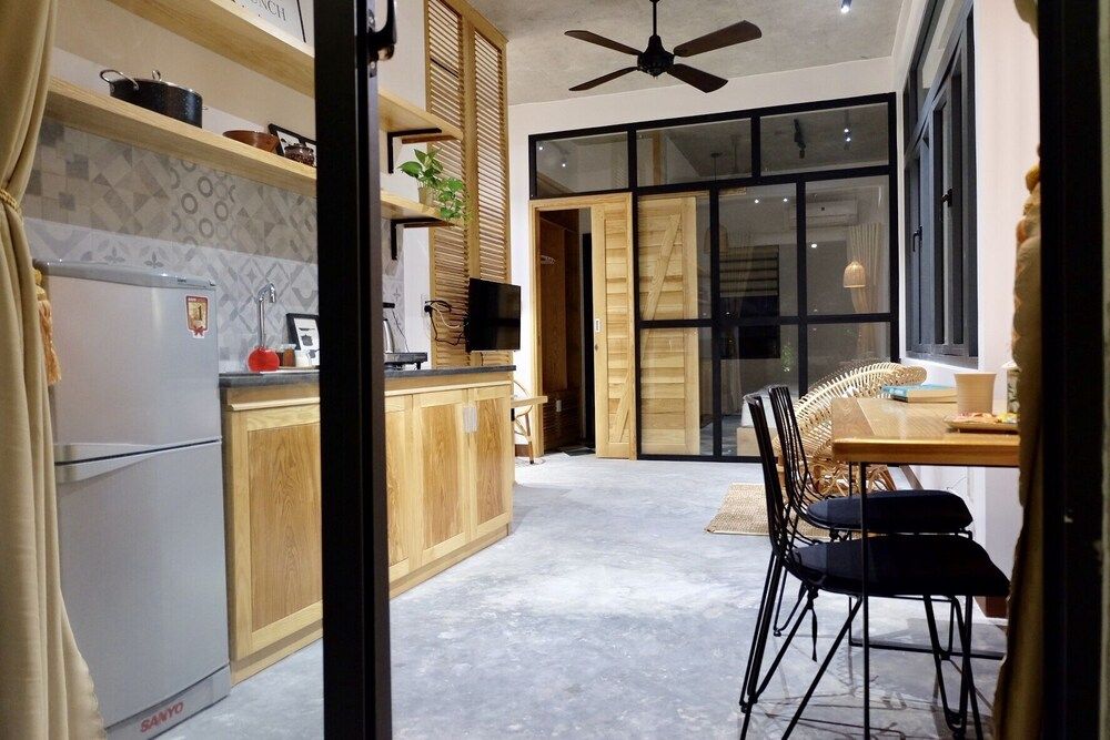 undefined Uri House 10