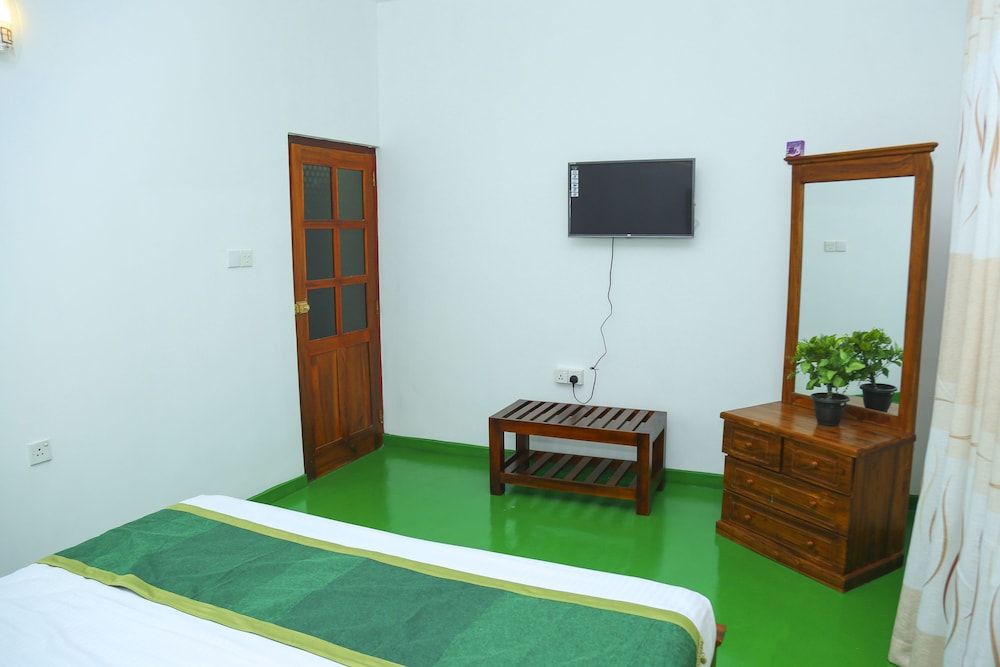 undefined Heavens gate 8