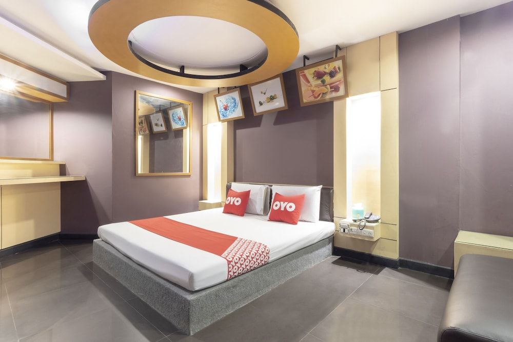 OYO 75382 Chonburi Hotel Deluxe Double Room 2