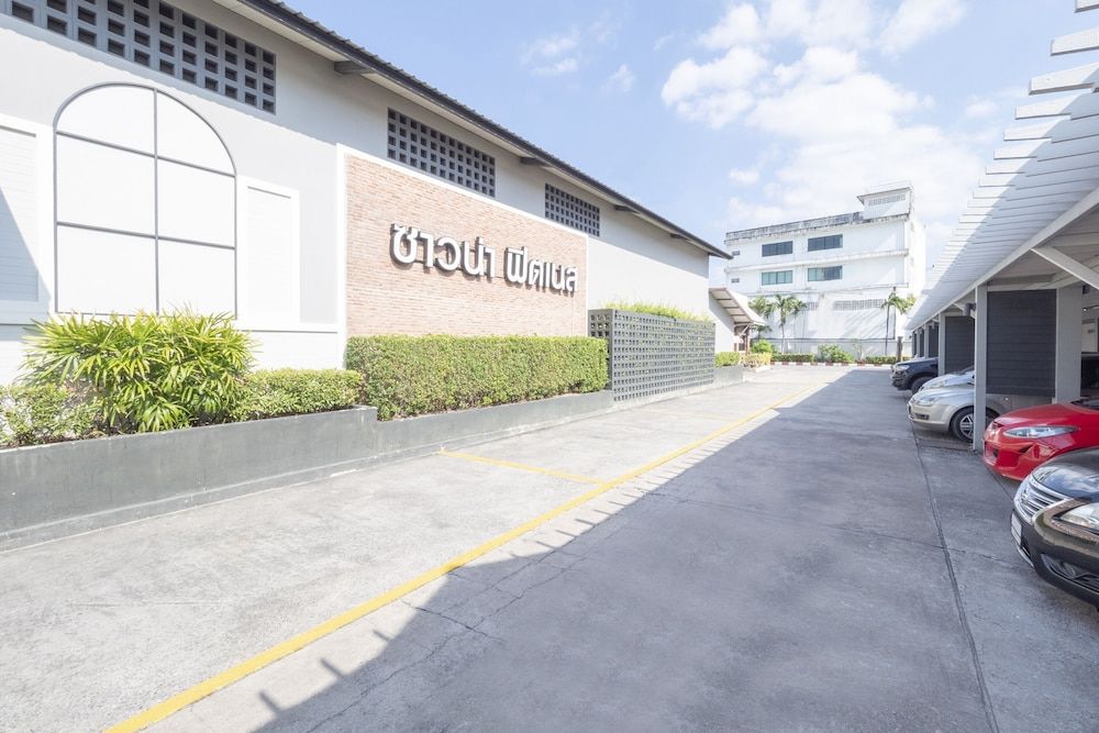 undefined OYO 75382 Chonburi Hotel 6