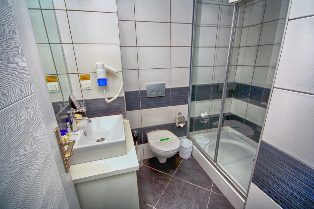 undefined Shark Club Hotel 7