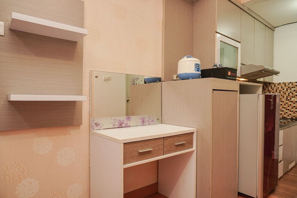 undefined Fully Furnished With Comfortable Design Studio Sunter Park View Apartment 10