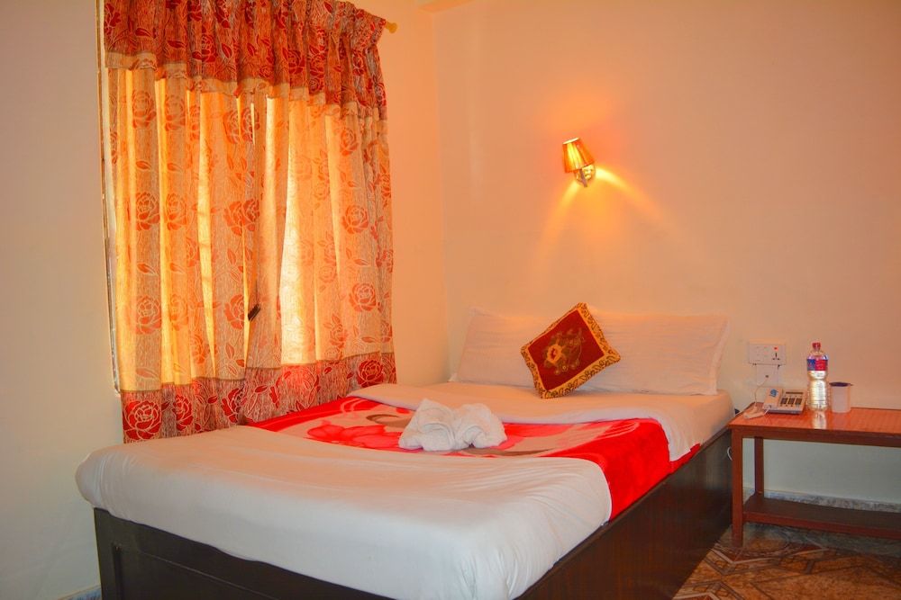 Hotel Direction Pokhara Classic Twin Room, 1 Bedroom, Lake View