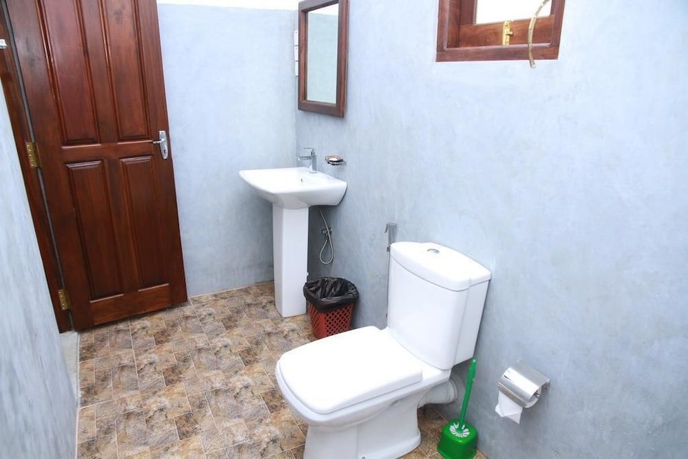 Sea Glow -Tangalle Double Room, 1 King Bed, Smoking, Lagoon View 8