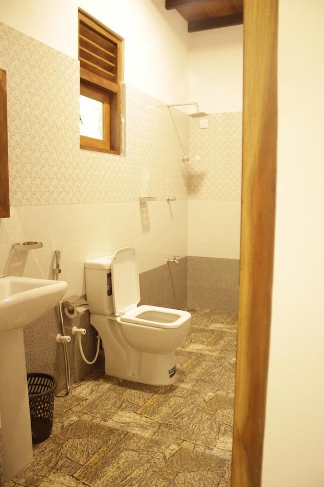 Sea Glow -Tangalle Double Room, 1 King Bed, Smoking, Lagoon View 6