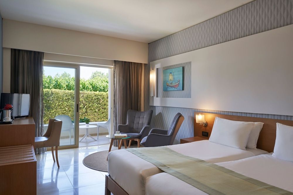 Superior Room, Garden View