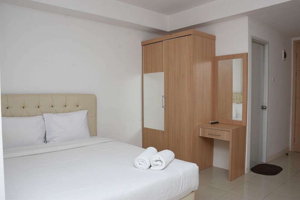 undefined Cozy And Strategic Studio At Bassura City Apartment 6
