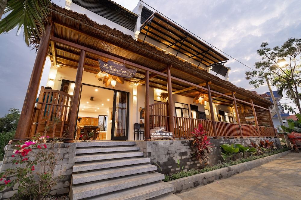 undefined Boat House Riverside Homestay 4