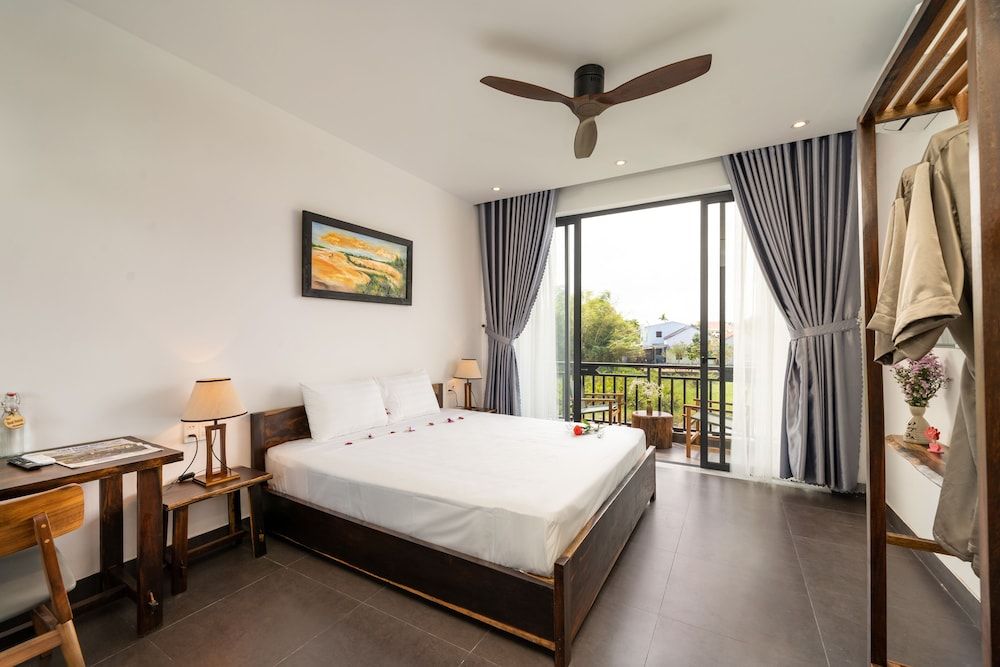 undefined Boat House Riverside Homestay 10