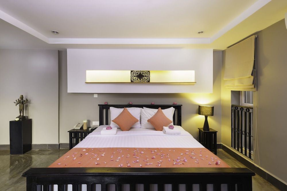 Kesya Hotel Deluxe Suite, 1 King Bed, River View, Executive Level 7