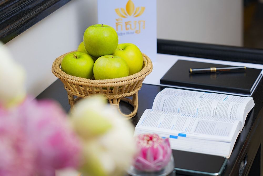 Kesya Hotel Deluxe Suite, 1 King Bed, River View, Executive Level 6