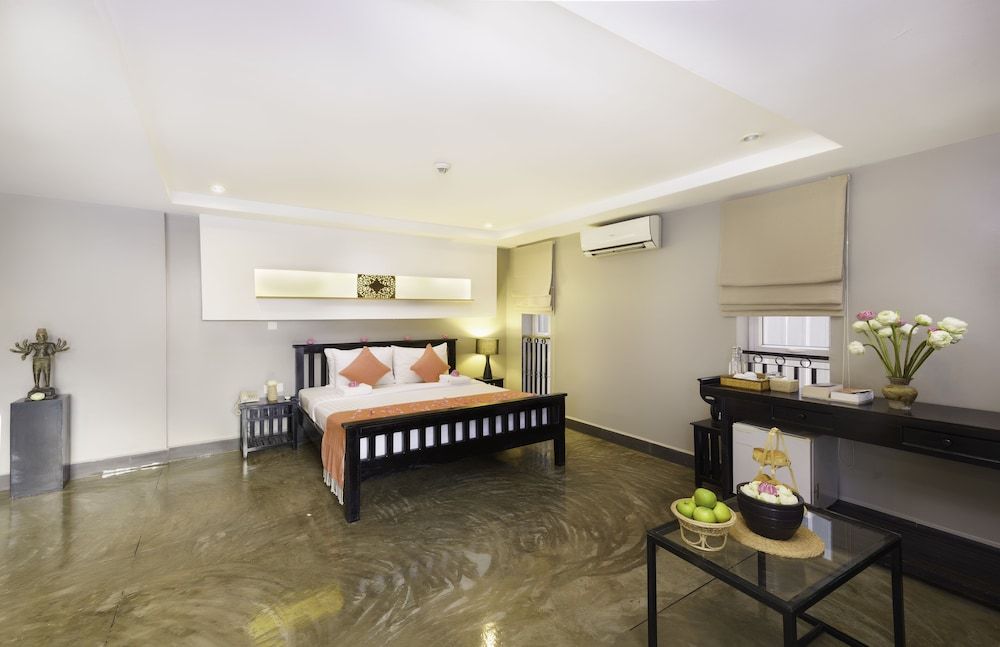 Kesya Hotel Deluxe Suite, 1 King Bed, River View, Executive Level 5