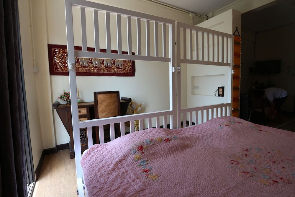 undefined 59 Indy House 9