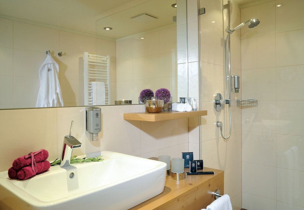 Hotel Fire & Ice Standard Twin Room, 1 Twin Bed 4