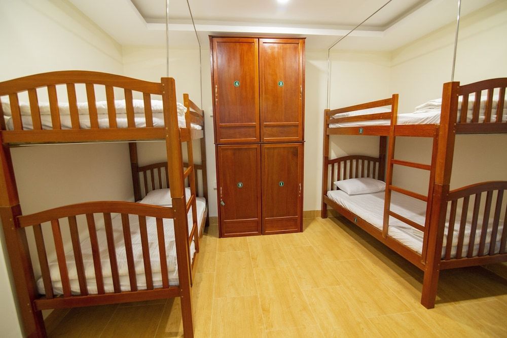 Shared Dormitory (1 Bed in 4 Beds)