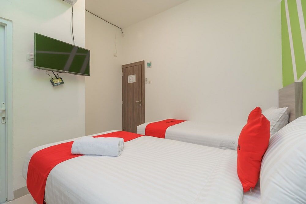 Twin Room (RedDoorz)