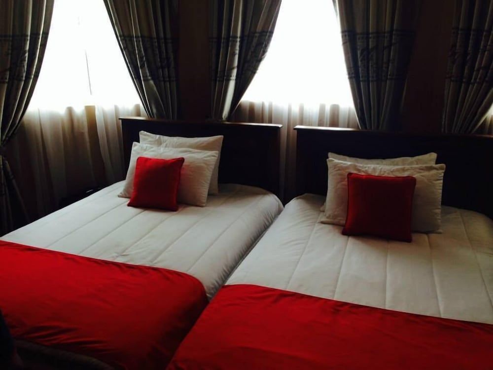 undefined V & V Residence 3