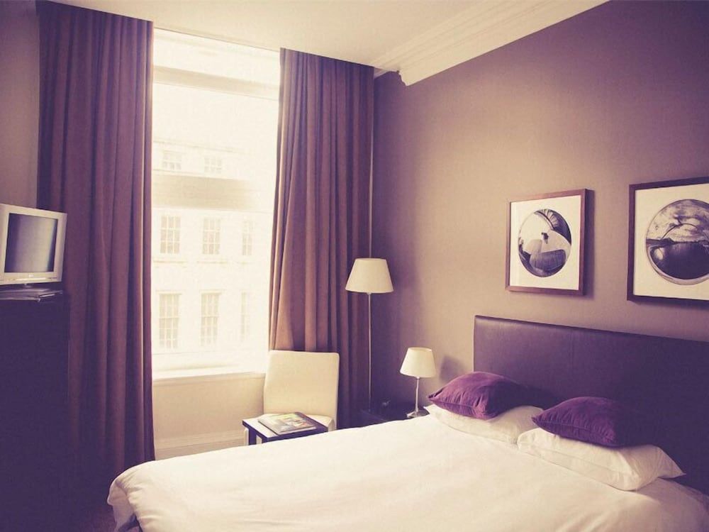 undefined V & V Residence 4