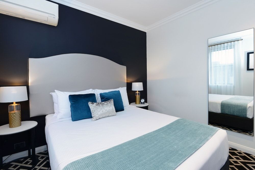 High Cross Randwick by Sydney Lodges Queen Room 3