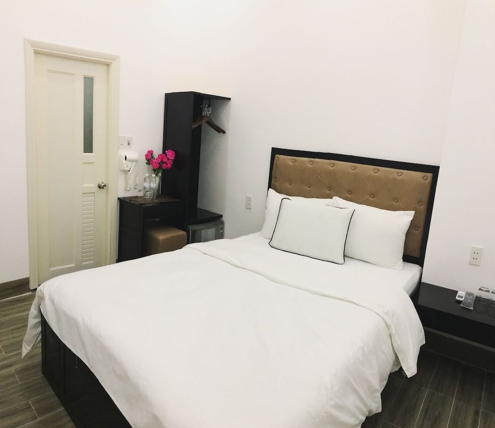 Phuc Lam Hotel Standard Double Room 2