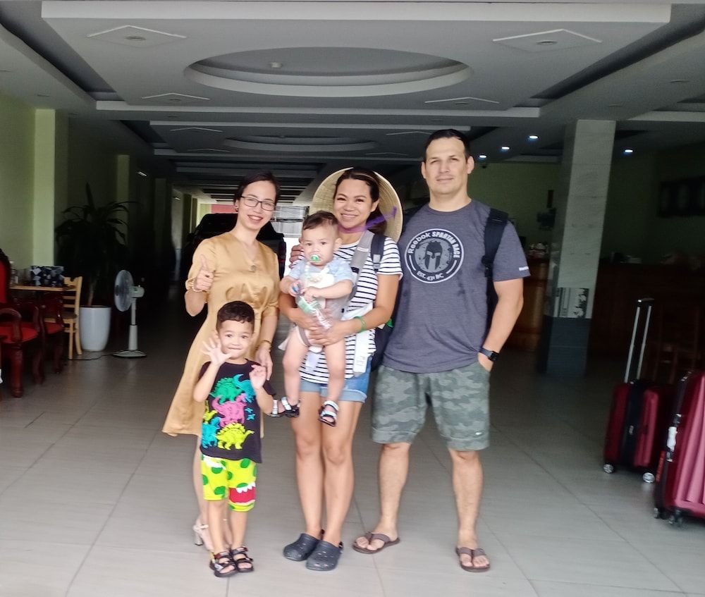 undefined Golden Lotus Airport Hotel 6