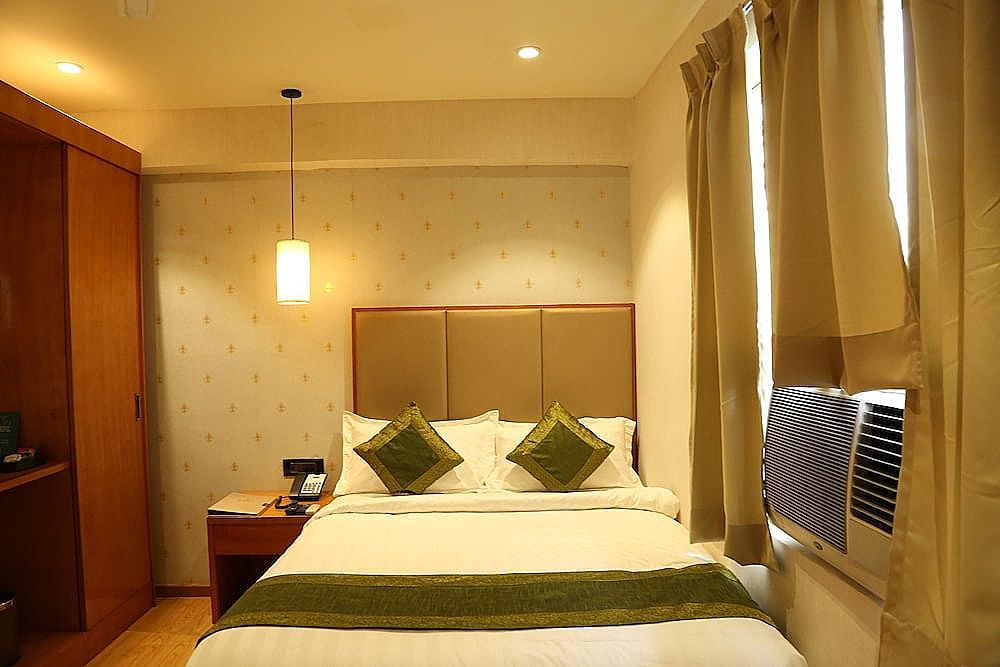 undefined Hotel Reva Regency 7