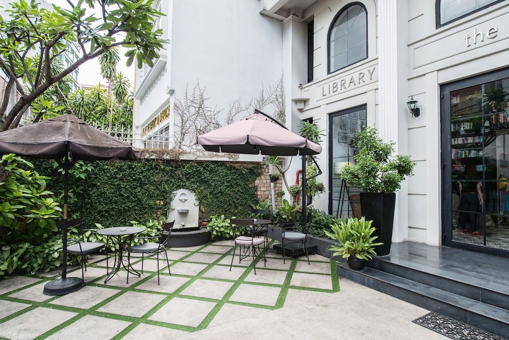 undefined The Alcove Library Hotel 7