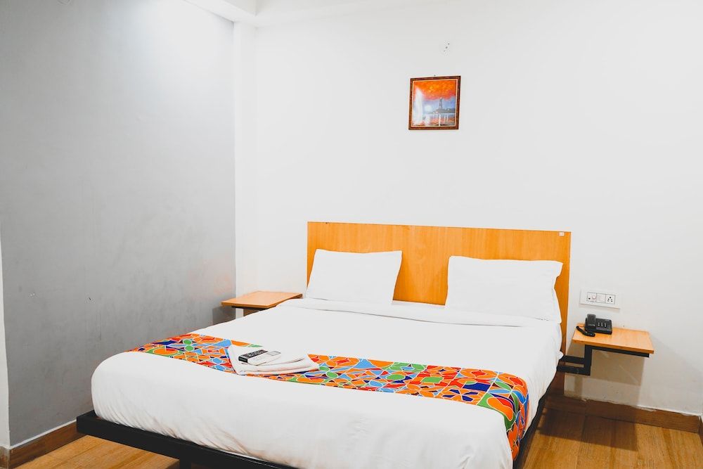 La Sky Deluxe Room 2