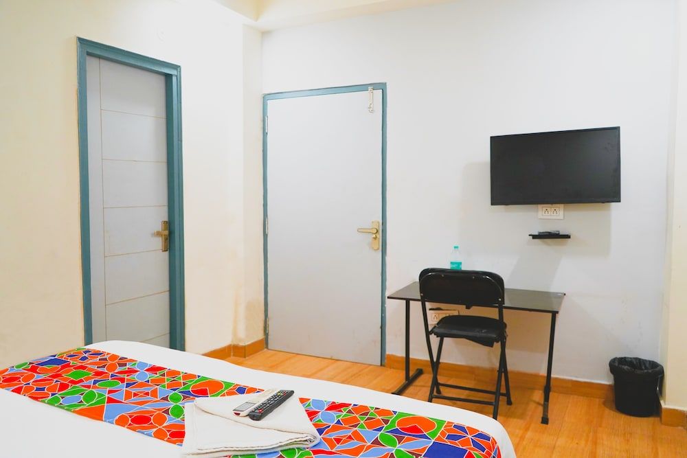 La Sky Deluxe Room 5