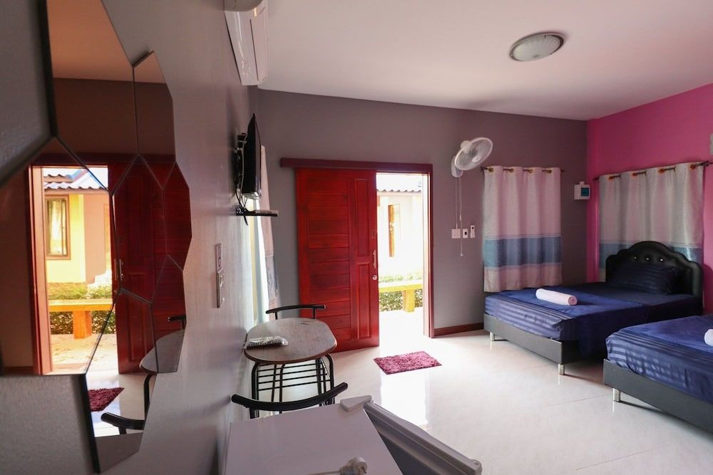 Banphu Resort Family Room 4