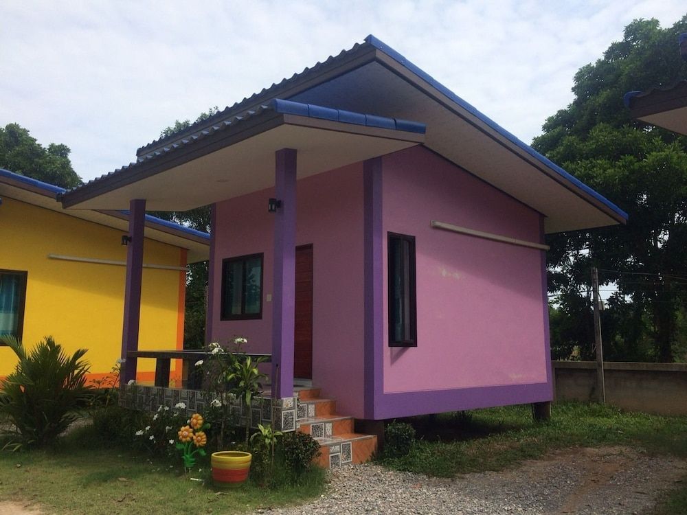 Banphu Resort Family Room 2
