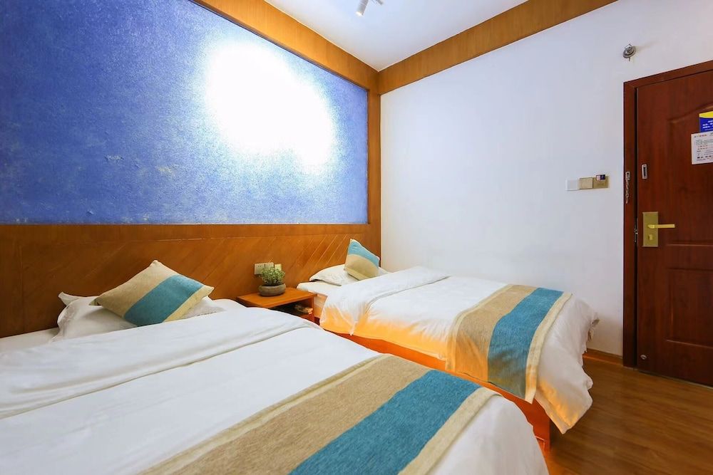 Elite Twin Room