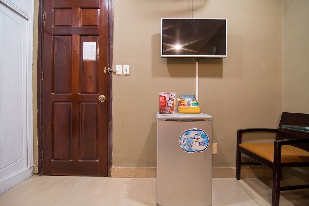 undefined RedDoorz @ Nguyen Kiem Street 10