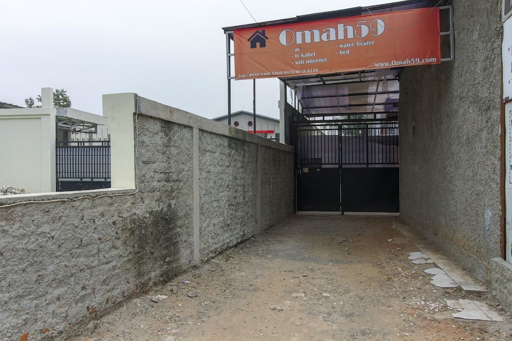 undefined RedDoorz @ Jagakarsa 2 3