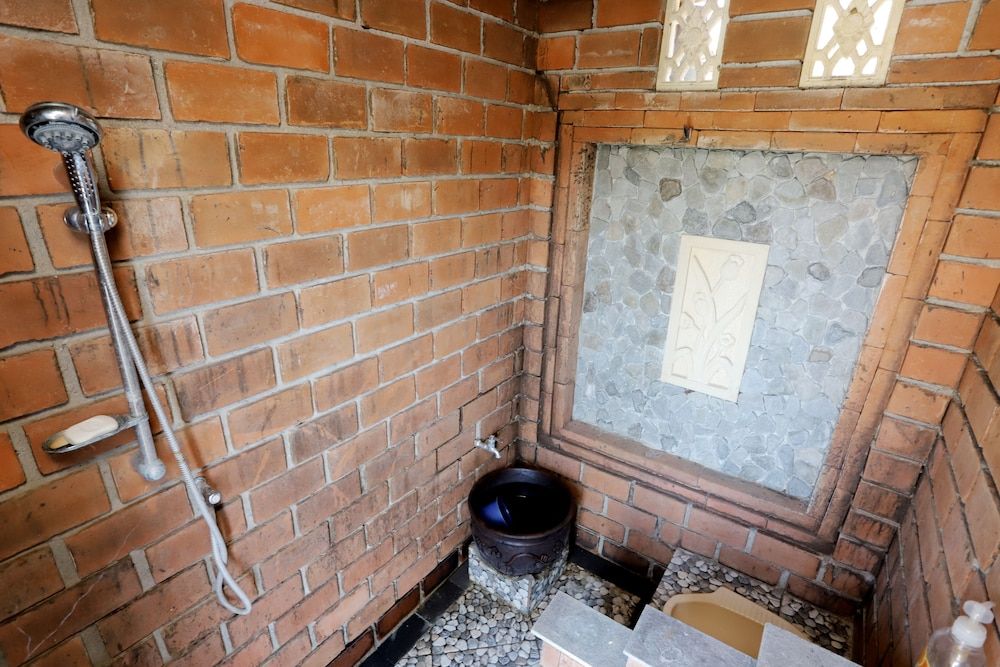 NewAlasKuliner & HomestayWatulumbung Cottage 10