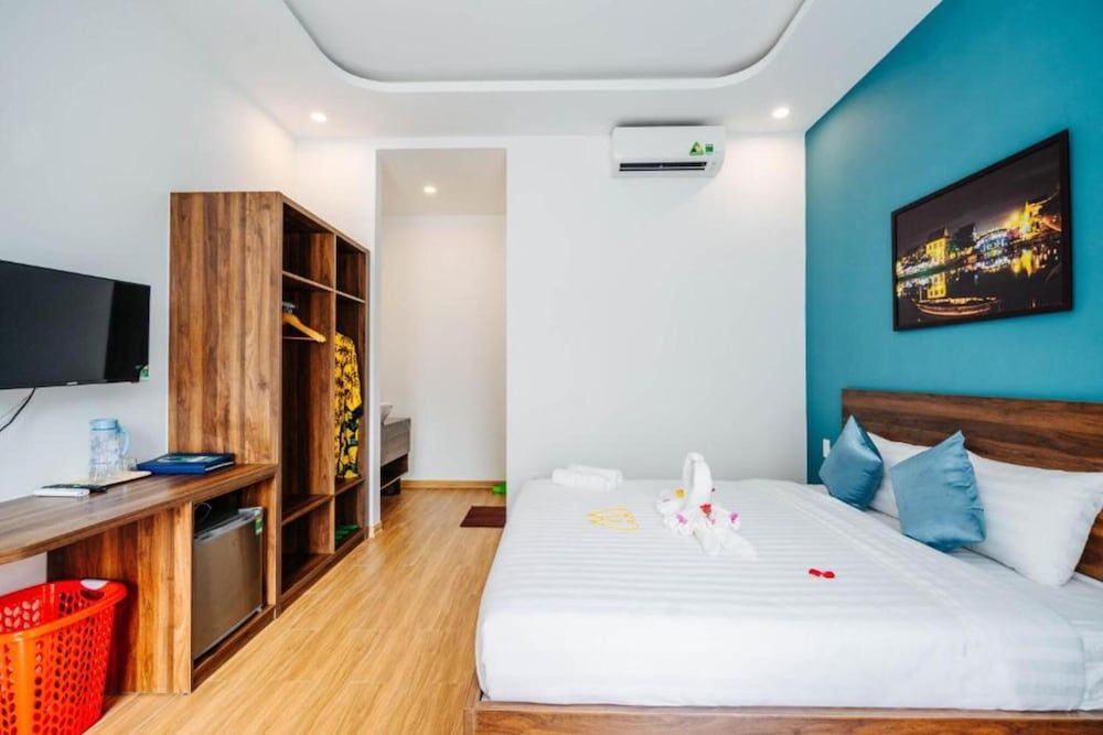 Lip Lip Villa Deluxe Double Room 2