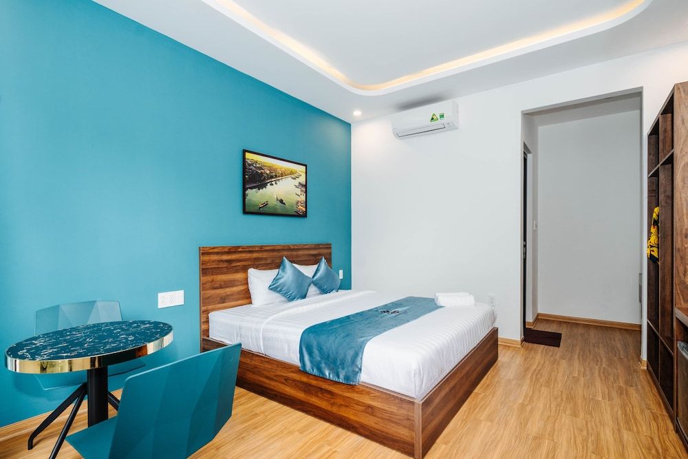 Lip Lip Villa Deluxe Double Room, Pool View