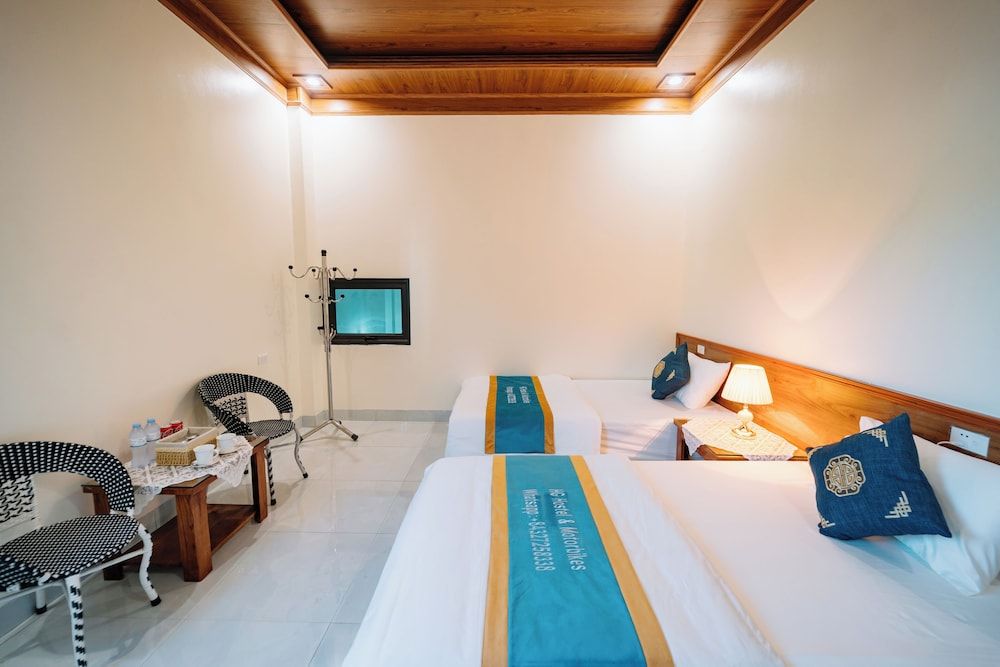 HG Hostel and Motobikes Standard Twin Room