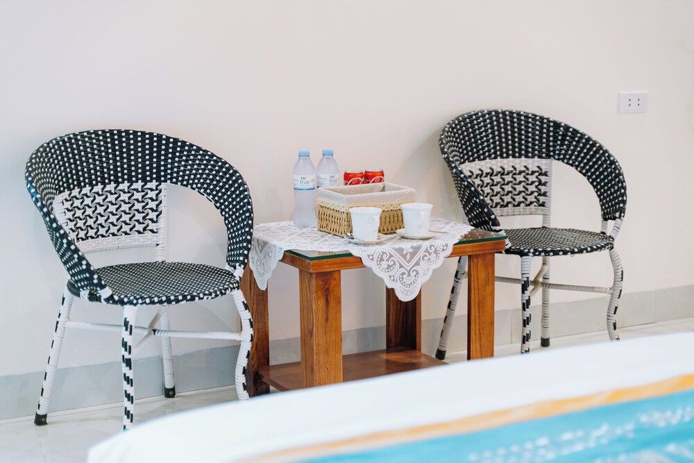 HG Hostel and Motobikes Standard Twin Room 11