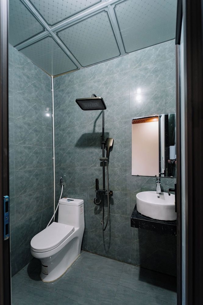 HG Hostel and Motobikes Shared Dormitory 5