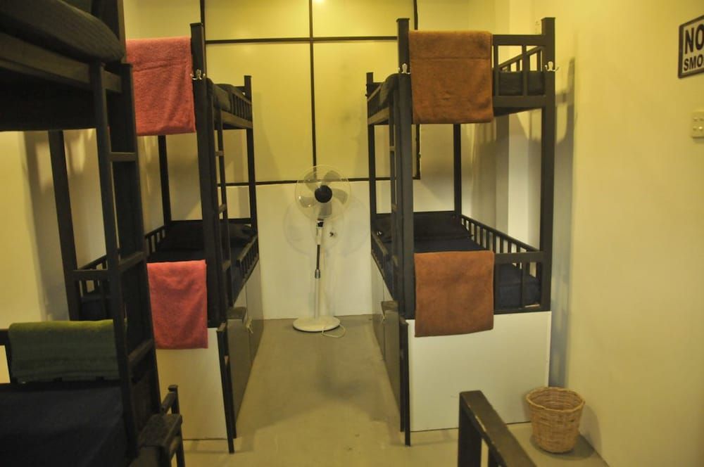 undefined The MIDTOWN Hostel 5