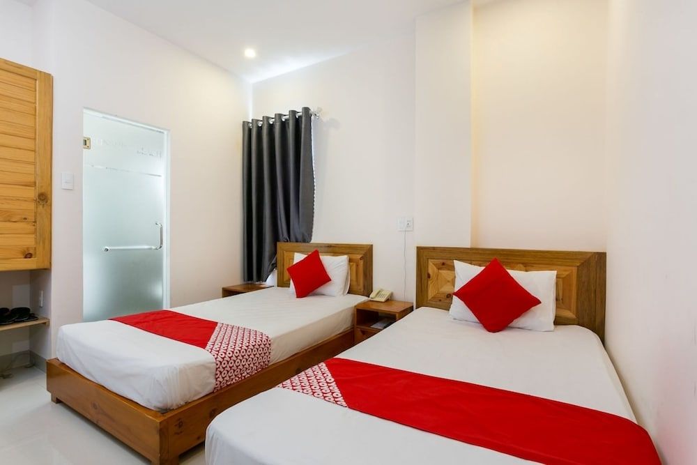 Sunshine Beach Da Nang Standard Twin Room, City View 4