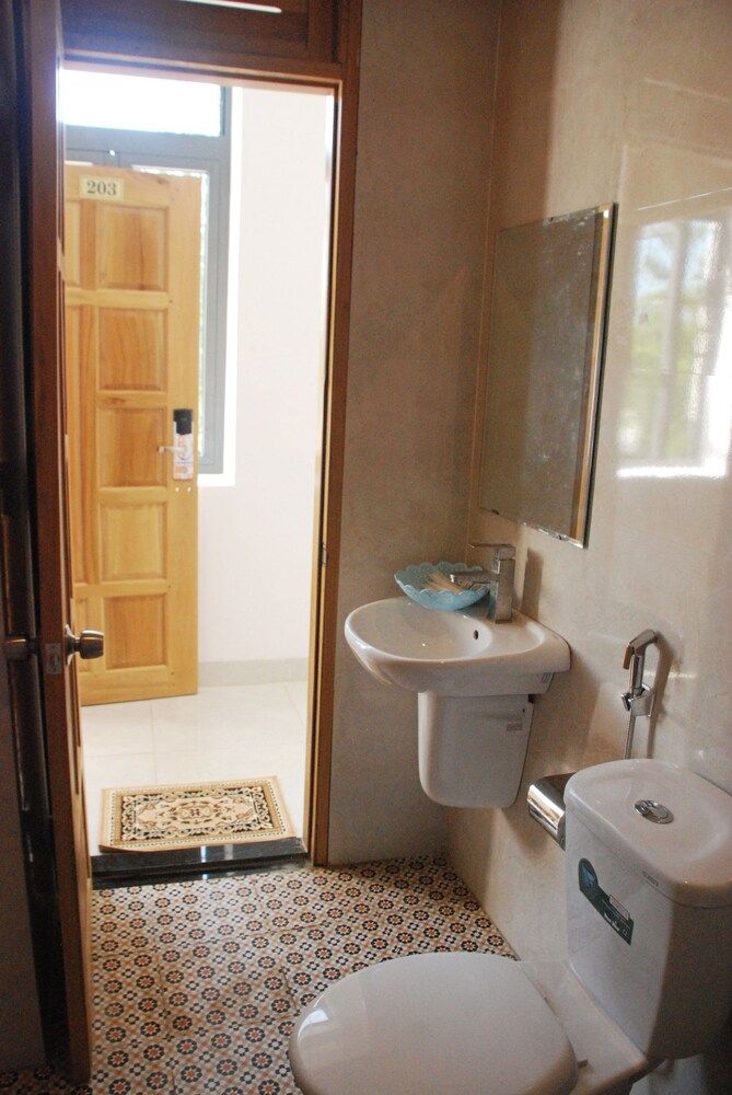 Bac Nam Hotel Panoramic Suite 5