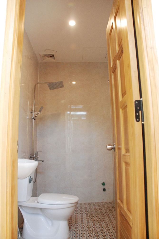 Bac Nam Hotel Panoramic Suite 6